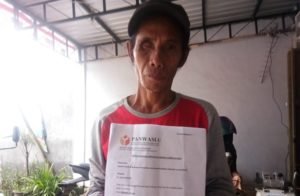 Warga Polisikan Kepala Desa Parappunganta Takalar