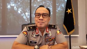 Polisi Izinkan Andi Arief Pulang