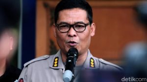 Polisi Tahan Pendiri PA 212