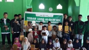 LKA MPM UIN Alauddin Serahkan Alquran Wakaf di Sinjai