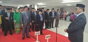 Rektor UNM Lantik 104 Pejabat Struktural