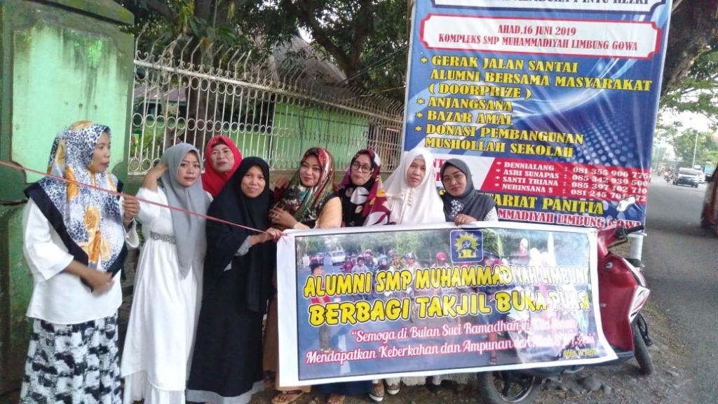Panitia Reuni Akbar SPEMUL Berbagi Takjil