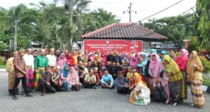 Busana Adat Pada Peringatan Hari Lahir Pancasila di BPPAUD dan Dikmas Sulsel