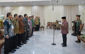 Jusuf Kalla Lantik Pengurus BKS PTIS Periode  2019-2023