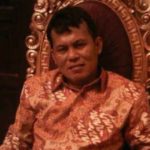 Grup media sosial ramai menggunjingkan Kepala SD Inpres 01 Cilallang Takalar jarang masuk kantor. Hanya masuk dua kali dalam sepekan