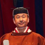 Naruhito Kaisar Jepang memproklamirkan penobatannya di depan bangsawan dan pemimpin dari seluruh dunia, setelah naik Tahta Krisan