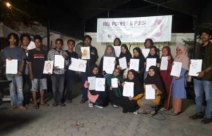 Potret dan Puisi di Hari Ibu