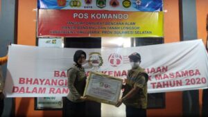 Bhayangkari Jatim Kirim Bantuan Untuk Korban Banjir Masamba Lutra