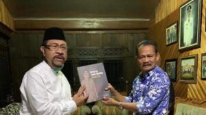 Arsyad Kasmar Temui Mantan Bupati Lutra Arjuna