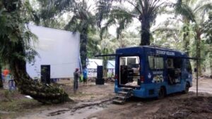 Hibur Korban Banjir Masamba Lutra, KNPI Torut Lakukan Ini