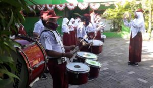 Peringati HUT Ke-75 RI, SD Negeri Borong Lakukan Ini