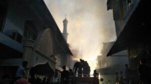 Api Hanguskan Empat Rumah Di Jl Barukang