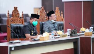 Hadiri Paripurna DPRD, Ini Penjelasan Wagub Sulsel