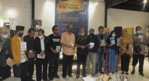 Peluncuran Bersama Buku Sastra Di Hari Jadi Ke-351 Sulsel