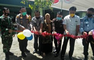 Wabup Sinjai Resmikan Saung Sinergi Kodim