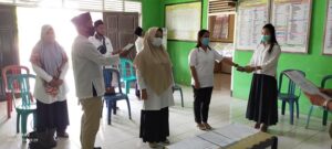 PPS Dandang Lutra Lantik 35 Anggota KPPS