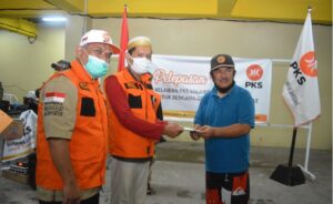 PKS Sulsel Berangkatkan Relawan Dan Bantuan Ke Sulbar