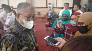 Staf Kepresidenan Gebrak Meja Di Kantor Gubernur Sulsel