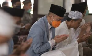 Farid Kasim Judas Bacakan Sambutan Idul Fitri Wali Kota Palopo Di Stadion Lagaligo