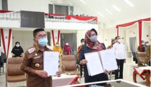 Wali Kota Dan Ketua DPRD Palopo Teken LKPD