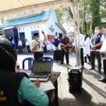 Wali Kota Judas saksikan pemberian vaksin di Terminal Dangerakko Palopo sebagai antisipasi munculnya varian baru Covid-19