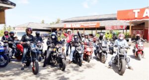 Alumni Smansa Smart 82 Touring Motor Dan Wisata Ke Pantai Seruni Barru