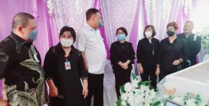 Perempuan Tertua Di Maumbi-Kolongan Sulut Wafat, Gubernur Olly Dondokambey Lakukan Ini