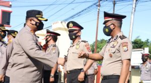 49 Personel Polres Lutra Naik Pangkat