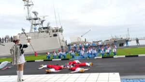 Drum Band SD Hang Tuah Makassar Pukau Petinggi Lantamal VI