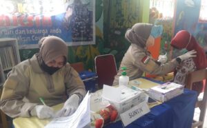 Murid SD Hang Tuah Makassar Divaksin Sinovac