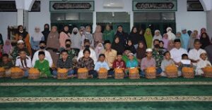 Buka Puasa Bersama Anak Yatim, Ini Pesan Danrem 141 Toddopuli Brigjen Djashar Djamil