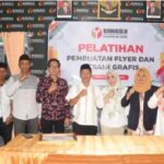 Pelatihan Pembuatan Flyer dan Desain Grafis Bawaslu Bone