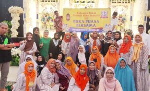 Alumni SMANSa 82 Makassar Buka Puasa Bersama Di Pondok Madinah