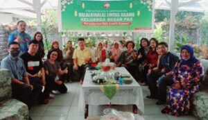 Persaudaraan Alumni SMA Katolik Rajawali Makassar Halalbihalal Lintas Agama