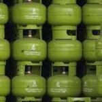 Mengantisipasi lonjakan permintaan di bulan Ramadan 2026, Pertamina tambah 426 Tabung LPG 3 Kg untuk Sulsel.