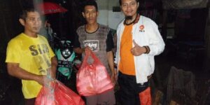 Bantu Korban Banjir, PKS Maros Dirikan Dapur Umum