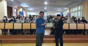 Pelatihan Jurnalistik Di FKIK Unismuh Makassar