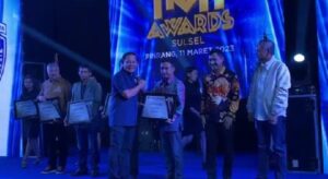 Bupati Sinjai ASA Raih IMI Sulsel Award 2022
