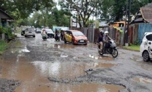 Jalan Rusak Pattallassang Gowa Segera Diperbaiki, Segini Anggarannya