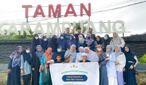 Yapdesi Sinjai Berbagi Paket Buka Puasa