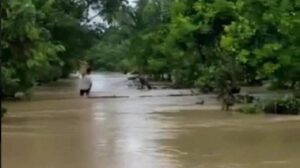 BREAKING NEWS: Sungai Meluap, Desa Singa Kajang Bulukumba Banjir