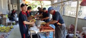 Warga Dusun Bugis Desa Tenrigangkae Kecamatan Mandai Maros Kurban 13 Ekor Sapi