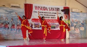 TPA Babussalam Maccini Sombala Wisuda Santri Angkatan XVII