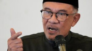 Anwar Ibrahim Sidak Bandara Kuala Lumpur Gegara Turis Cina
