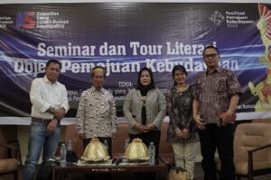 Ratusan Generasi Muda Ikut Seminar Dan Tour Literasi Objek Pemajuan Kebudayaan
