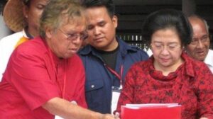 Panda Nababan Minta SBY Jujur Kepada Mega