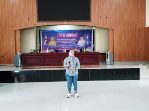 Talk Show Di Maros, Putri Dakka Motivasi Perempuaan Jadi Mandiri