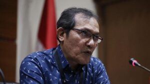 Mantan Wakil Ketua KPK Saut Situmorang Harap Firli Dipenjara Seumur Hidup