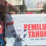Diskominfo Diskominfo Makassar sosialisasi pemilu damai di kawasan Car Free Day