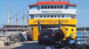 Penyeberangan Feri Bira-Selayar Normal